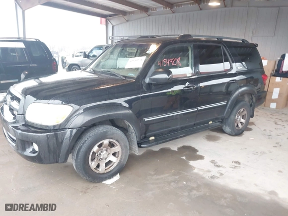 2005 Toyota Sequoia SR5 with VIN 5TDZT34A45S252289, listed as a IAAI auction lot 41549278 with 408,799 mi miles. Bid and sale history available at carsss.com. Image 2.