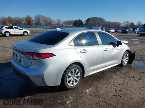 2024 Toyota Corolla LE with VIN 5YFB4MDEXRP137847, listed as a IAAI auction lot 41119256 with 31,613 mi miles. Bid and sale history available at carsss.com. Image 4.