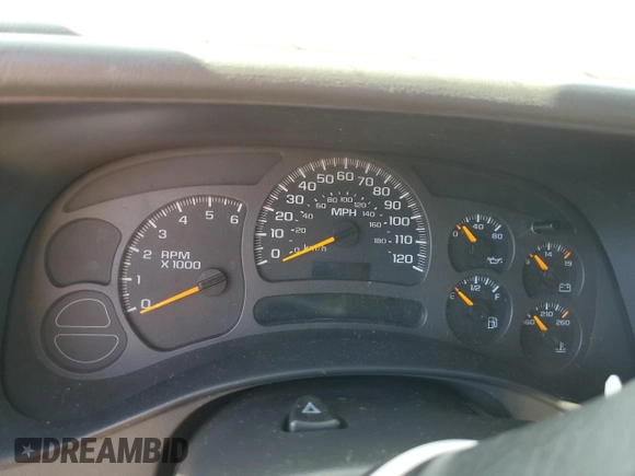 2004 GMC Yukon SLE with VIN 1GKEC13V54R140805, listed as a Copart auction lot 62838324 with 0 mi miles and Salvage Title. Bid and sale history available at carsss.com. Image 9.