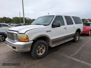 2000 Ford Excursion Limited with VIN 1FMNU43S7YEA01218, listed as a Copart auction lot 73922084 with 253,685 mi miles and Salvage Title. Bid and sale history available at carsss.com. Image 1.