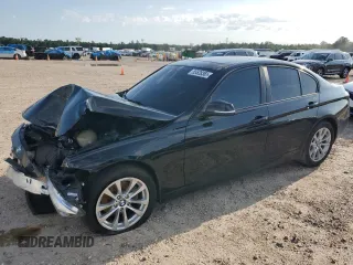 2017 BMW 3 Series 320i with VIN WBA8E1G57HNU13055, listed as a Copart auction lot 55528365 with 45,439 mi miles and Clean Title. Bid and sale history available at carsss.com. Image 1.