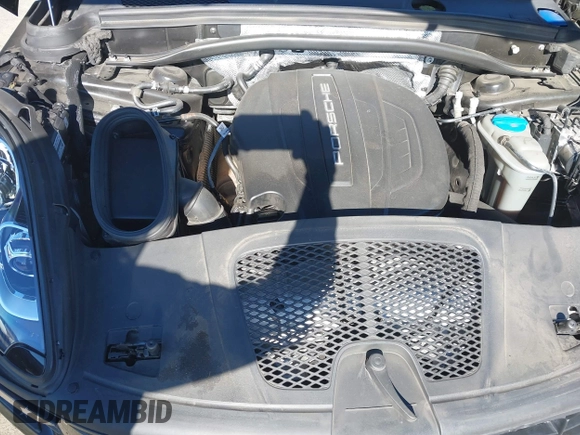 2018 Porsche Macan with VIN WP1AA2A54JLB04139, listed as a IAAI auction lot 41304595 with 53,012 mi miles and . Bid and sale history available at DreamBid. Image 10.