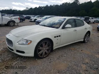 2010 Maserati Quattroporte S z VIN ZAM39JKA3A0052282, wystawiony jako Copart lot #58591175 z przebiegiem Nie podano mil oraz Czysty tytuł • Clean title. Historia ofert i sprzedaży dostępna na DreamBid. Obrazek 1.