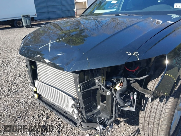 2022 Audi Q3 S line Premium Plus z VIN WA1EECF34N1048557, wystawiony jako IAAI lot #41758015 z przebiegiem 38 234 mil mil oraz . Historia ofert i sprzedaży dostępna na DreamBid. Obrazek 6.