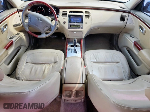 2008 Hyundai Azera Limited with VIN KMHFC46FX8A302689, listed as a Copart auction lot 61566085 with 162,715 mi miles and Clean title. Bid and sale history available at DreamBid. Image 8.