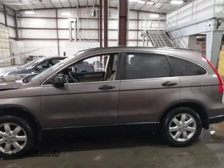 2011 Honda CR-V SE z VIN 5J6RE4H41BL010832, wystawiony jako IAAI lot #41869539 z przebiegiem 156 968 mil mil oraz . Historia ofert i sprzedaży dostępna na DreamBid. Obrazek 14.