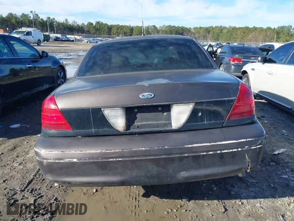 2006 Ford Police Interceptor с VIN 2FAFP71W16X119581, выставлен на аукционе IAAI как лот 41641999 с пробегом Не указан миль и . История ставок и продаж доступна на DreamBid. Изображение 16.