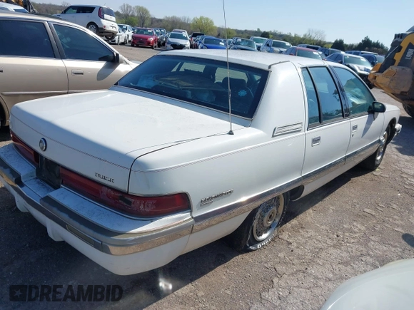 1992 Buick Roadmaster Ltd with VIN 1G4BT5370NR420376, listed as a IAAI auction lot 41963273 with 157,807 mi miles and . Bid and sale history available at DreamBid. Image 4.