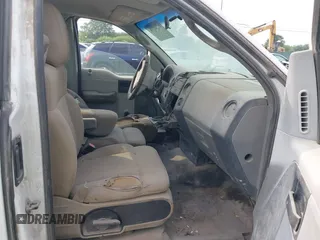 2005 Ford F-150 XL с VIN 1FTRF12W35NA34084, выставлен на аукционе IAAI как лот 42241776 с пробегом Не указан миль и . История ставок и продаж доступна на DreamBid. Изображение 5.