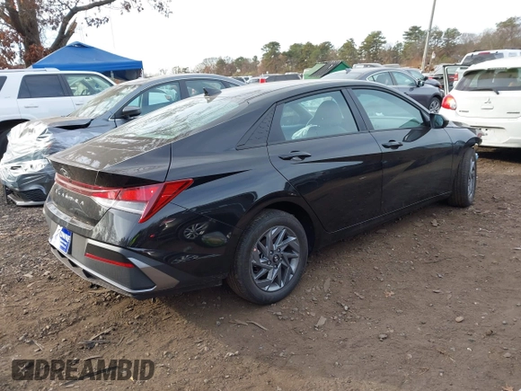 2024 Hyundai Elantra SEL with VIN KMHLM4DG8RU849231, listed as a IAAI auction lot 40867879 with 763 mi miles and . Bid and sale history available at DreamBid. Image 4.
