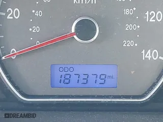 2008 Hyundai Elantra GLS with VIN KMHDU46D08U570622, listed as a IAAI auction lot 41767647 with 187,379 mi miles. Bid and sale history available at carsss.com. Image 7.