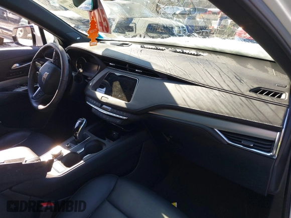 2022 Cadillac XT4 AWD Premium Luxury with VIN 1GYFZDR4XNF139337, listed as a IAAI auction lot 41326816 with 26,823 mi miles and . Bid and sale history available at carsss.com. Image 5.