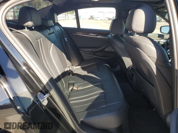 2017 BMW 5 Series 540i с VIN WBAJE5C31HG915934, выставлен на аукционе Copart как лот 50396425 с пробегом 71 652 миль миль и Списание • Salvage title. История ставок и продаж доступна на DreamBid. Изображение 10.