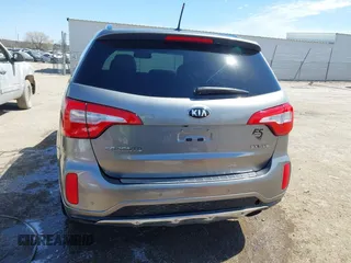 2015 Kia Sorento SX with VIN 5XYKWDA74FG591902, listed as a IAAI auction lot 41856991 with 128,471 mi miles. Bid and sale history available at carsss.com. Image 16.