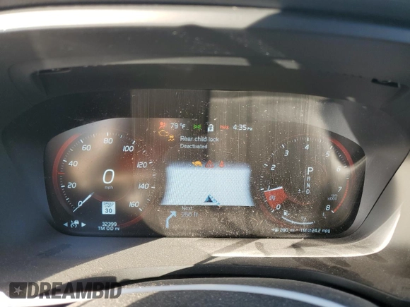2021 Volvo V60 z VIN YV4102WK0M1076923, wystawiony jako Copart lot #71683813 z przebiegiem 32 399 mil mil oraz . Historia ofert i sprzedaży dostępna na DreamBid. Obrazek 9.