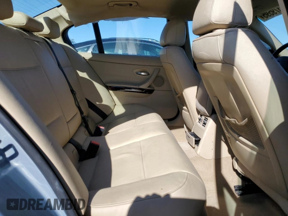2006 BMW 3 Series 330i with VIN WBAVB33516KS37065, listed as a Copart auction lot 49379595 with Not Provided miles and Salvage Title. Bid and sale history available at DreamBid. Image 10.