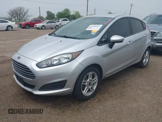2019 Ford Fiesta SE with VIN 3FADP4EJ5KM142680, listed as a IAAI auction lot 41920513 with 92,902 mi miles. Bid and sale history available at carsss.com. Image 2.