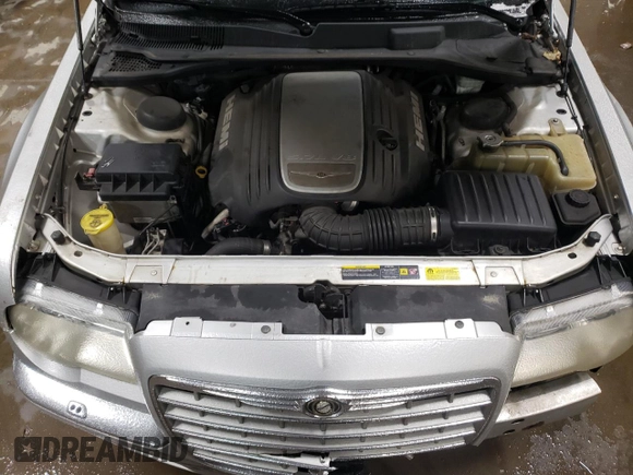 2005 Chrysler 300 with VIN 2C3JA63H25H176366, listed as a Copart auction lot 44174295 with 181,498 mi miles and Salvage Title. Bid and sale history available at carsss.com. Image 11.