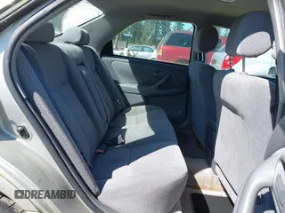 2000 Toyota Camry CE z VIN JT2BG22K6Y0451632, wystawiony jako IAAI lot #42030842 z przebiegiem 200 734 mil mil oraz . Historia ofert i sprzedaży dostępna na DreamBid. Obrazek 8.