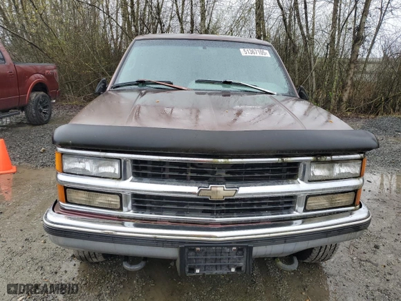 1996 Chevrolet Tahoe with VIN 1GNEK13R9TJ359434, listed as a Copart auction lot 51367105 with 257,669 mi miles and Clean Title. Bid and sale history available at carsss.com. Image 5.