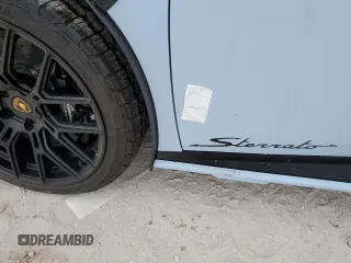 2024 Lamborghini Huracan z VIN ZHWUG7ZF0RLA28142, wystawiony jako Copart lot #77010504 z przebiegiem Nie podano mil oraz Szkody całkowita. Historia ofert i sprzedaży dostępna na DreamBid. Obrazek 12.