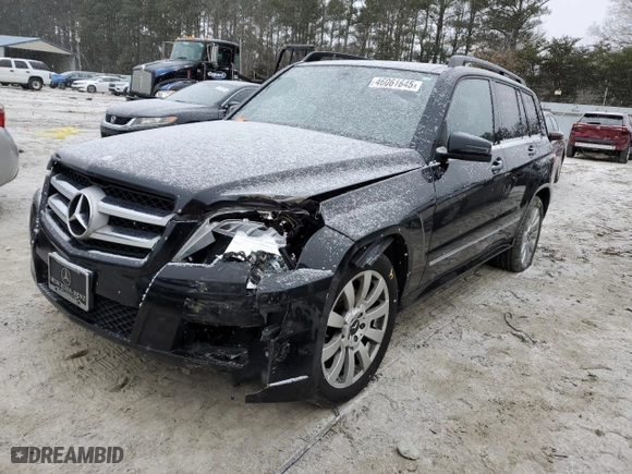 2012 Mercedes-Benz GLK-Class GLK 350 with VIN WDCGG8HB7CF794098, listed as a Copart auction lot 46061645 with 196,567 mi miles and Salvage Title. Bid and sale history available at carsss.com. Image 1.