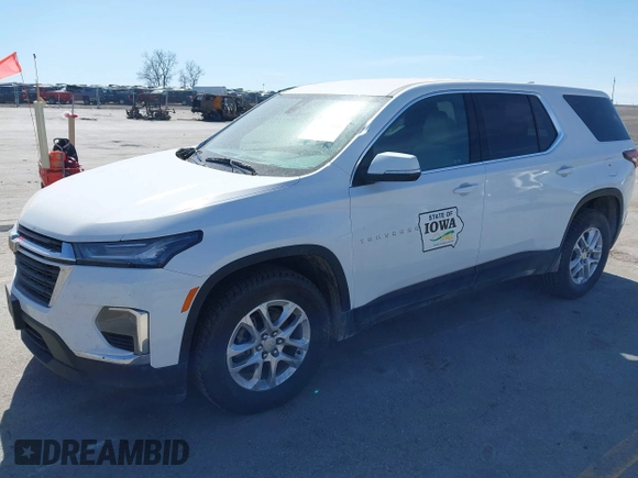 2022 Chevrolet Traverse LS with VIN 1GNEVLKWXNJ102005, listed as a IAAI auction lot 41797800 with 68,800 mi miles. Bid and sale history available at carsss.com. Image 2.