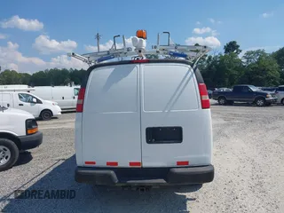 2015 Chevrolet Express Cargo with VIN 1GCWGFCF7F1161232, listed as a IAAI auction lot 42449156 with 168,895 mi miles and . Bid and sale history available at DreamBid. Image 16.