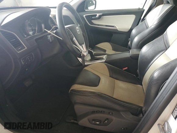 2017 Volvo XC60 Dynamic z VIN YV449MRR5H2121541, wystawiony jako Copart lot #55229925 z przebiegiem 105 743 mil mil oraz Czysty tytuł • Clean title. Historia ofert i sprzedaży dostępna na DreamBid. Obrazek 7.