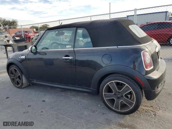 2010 MINI Cooper Convertible S with VIN WMWMS3C56ATY51365, listed as a Copart auction lot 81899994 with 0 mi miles and Non Repairable. Bid and sale history available at carsss.com. Image 2.