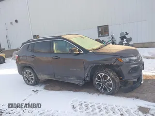 2022 Jeep Compass Limited z VIN 3C4NJDCB9NT105007, wystawiony jako IAAI lot #41334808 z przebiegiem 36 363 mil mil oraz . Historia ofert i sprzedaży dostępna na DreamBid. Obrazek 13.