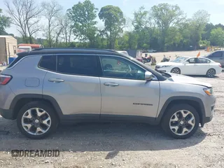 2018 Jeep Compass Limited с VIN 3C4NJDCB7JT210770, выставлен на аукционе IAAI как лот 42076189 с пробегом 159 083 миль миль и . История ставок и продаж доступна на DreamBid. Изображение 13.
