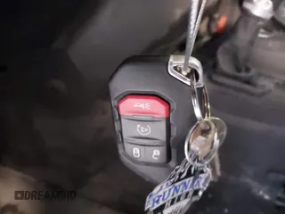 2021 Jeep Wrangler Unlimited Rubicon z VIN 1C4JJXR65MW675010, wystawiony jako IAAI lot #41990021 z przebiegiem 73 406 mil mil oraz . Historia ofert i sprzedaży dostępna na DreamBid. Obrazek 11.