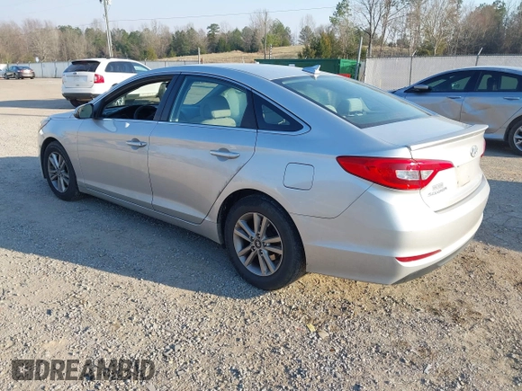 2016 Hyundai Sonata SE with VIN 5NPE24AF4GH352926, listed as a IAAI auction lot 41689726 with 176,187 mi miles and . Bid and sale history available at DreamBid. Image 3.