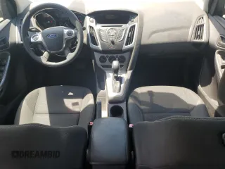 2012 Ford Focus SE z VIN 1FAHP3K2XCL270196, wystawiony jako Copart lot #57319575 z przebiegiem 80 364 mil mil oraz Szkoda całkowita • Salvage title. Historia ofert i sprzedaży dostępna na DreamBid. Obrazek 8.