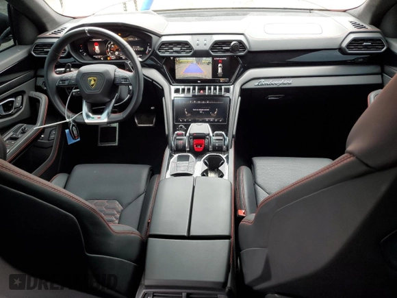 2022 Lamborghini Urus z VIN ZPBUA1ZL8NLA17628, wystawiony jako Copart lot #55745125 z przebiegiem 31 007 mil mil oraz Szkoda całkowita • Salvage title. Historia ofert i sprzedaży dostępna na DreamBid. Obrazek 8.