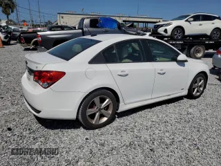 2014 Chevrolet Cruze 2LT z VIN 1G1PE5SB8E7238813, wystawiony jako Copart lot #54631475 z przebiegiem 130 776 mil mil oraz Czysty tytuł • Clean title. Historia ofert i sprzedaży dostępna na DreamBid. Obrazek 3.