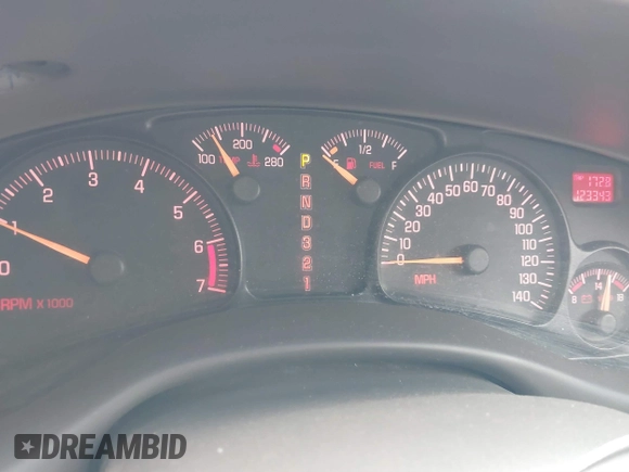 2004 Pontiac Bonneville SLE z VIN 1G2HY52K54U215710, wystawiony jako IAAI lot #41497635 z przebiegiem 123 343 mil mil oraz . Historia ofert i sprzedaży dostępna na DreamBid. Obrazek 7.