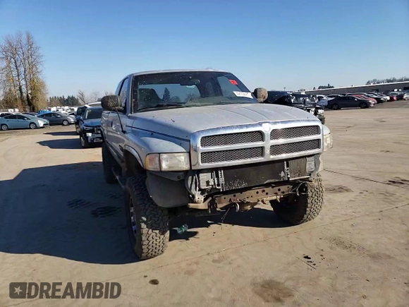 1998 Dodge Ram 2500 with VIN 3B7KF22D8WG102282, listed as a Copart auction lot 42704465 with 266,345 mi miles and Salvage Title. Bid and sale history available at carsss.com. Image 10.