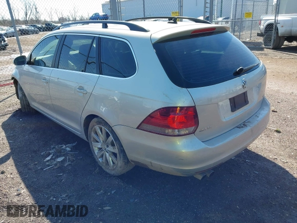 2011 Volkswagen Jetta TDI z VIN 3VWPL7AJ0BM672093, wystawiony jako IAAI lot #41849075 z przebiegiem 205 684 mil mil oraz . Historia ofert i sprzedaży dostępna na DreamBid. Obrazek 3.