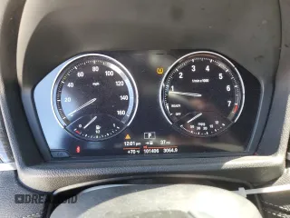 2018 BMW X2 sDrive28i with VIN WBXYJ3C33JEB38083, listed as a Copart auction lot 47923995 with 101,406 mi miles and Salvage Title. Bid and sale history available at carsss.com. Image 9.