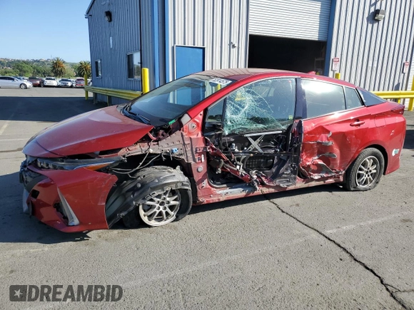 2017 Toyota Prius Plus with VIN JTDKARFP0H3002792, listed as a Copart auction lot 52914575 with 123,364 mi miles and Salvage Title. Bid and sale history available at DreamBid. Image 1.