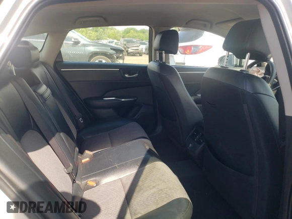 2018 Honda Clarity Plug-In Hybrid with VIN JHMZC5F16JC020957, listed as a Copart auction lot 58103544 with 117,141 mi miles and Salvage Title. Bid and sale history available at carsss.com. Image 10.