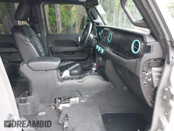 2021 Jeep Wrangler Unlimited Sahara with VIN 1C4HJXEG0MW703812, listed as a IAAI auction lot 42186089 with 50,349 mi miles and . Bid and sale history available at DreamBid. Image 5.