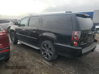 2010 GMC Yukon XL Denali with VIN 1GKUKMEF7AR151130, listed as a Copart auction lot 81472914 with 194,495 mi miles and Clean Title. Bid and sale history available at carsss.com. Image 2.