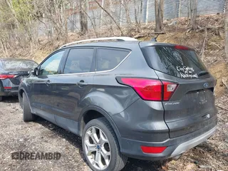 2019 Ford Escape Titanium с VIN 1FMCU9J99KUA43102, выставлен на аукционе IAAI как лот 42146907 с пробегом 91 724 миль миль и . История ставок и продаж доступна на DreamBid. Изображение 3.