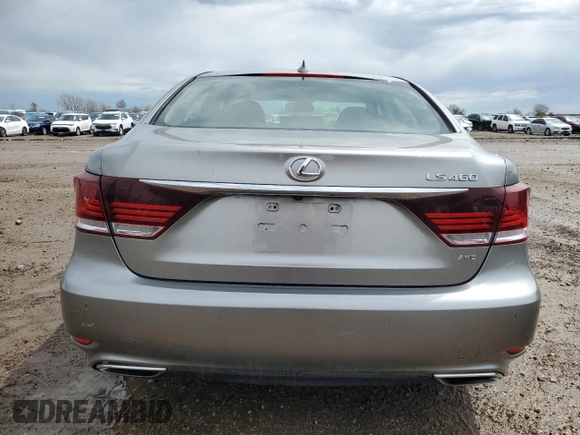 2017 Lexus LS 460 z VIN JTHCL5EF2H5029088, wystawiony jako Copart lot #53585065 z przebiegiem 100 721 mil mil oraz Szkoda całkowita • Salvage title. Historia ofert i sprzedaży dostępna na DreamBid. Obrazek 6.