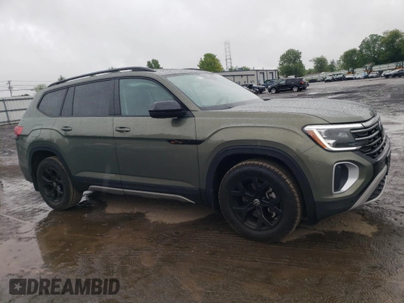 2024 Volkswagen Atlas Peak Edition SEL with VIN 1V2GR2CA8RC544325, listed as a Copart auction lot 56823975 with 16,469 mi miles and Salvage title. Bid and sale history available at DreamBid. Image 4.