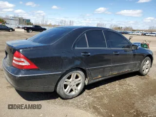 2007 Mercedes-Benz C 230 Sport with VIN WDBRF52H77F890234, listed as a Copart auction lot 53742555 with 271,934 mi miles and Clean Title. Bid and sale history available at DreamBid. Image 3.