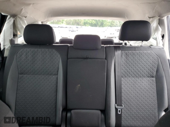 2020 Volkswagen Tiguan S with VIN 3VV0B7AX1LM135103, listed as a Copart auction lot 58363805 with 85,664 mi miles and Salvage title. Bid and sale history available at DreamBid. Image 10.